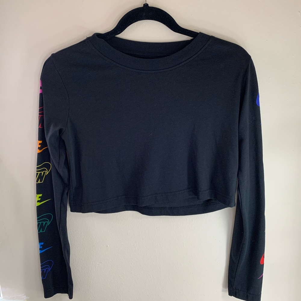 NIKE crop top